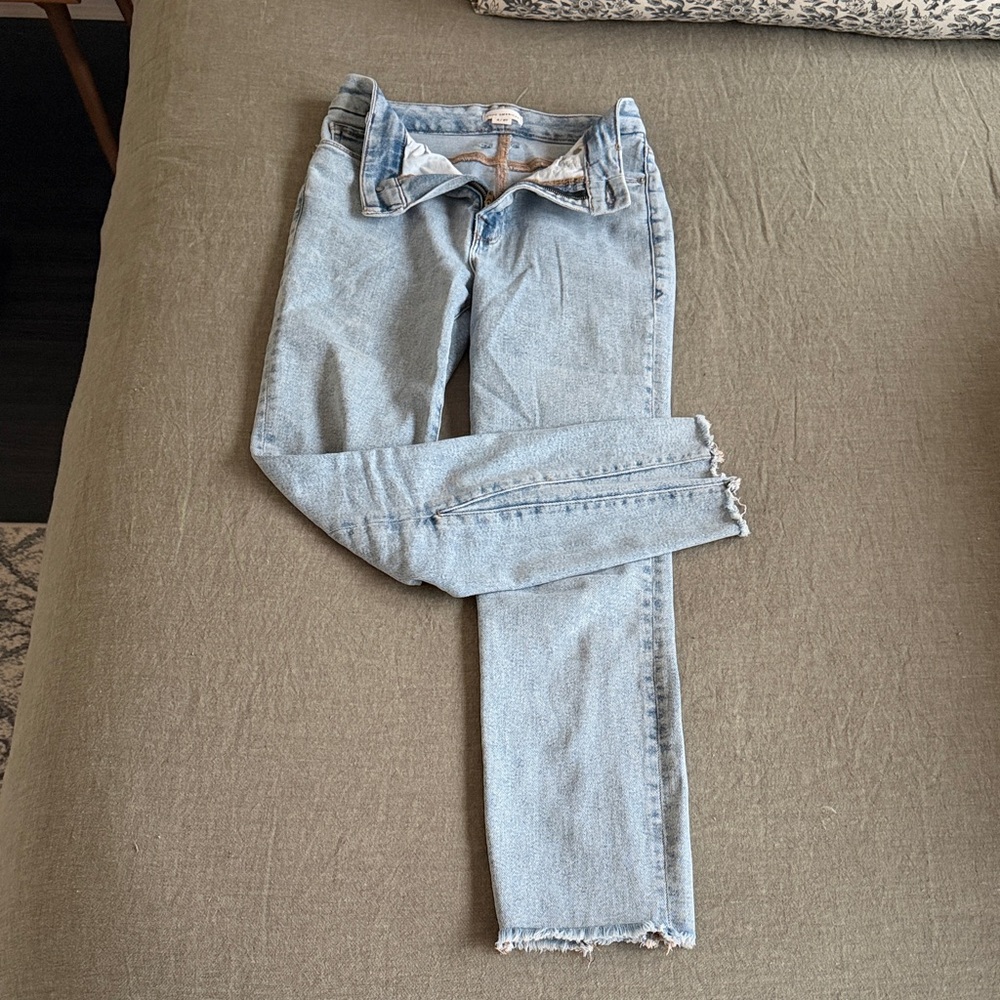 Good American Light Wash Ankle Jeans (from Anthropologie), worn once. So comfy.